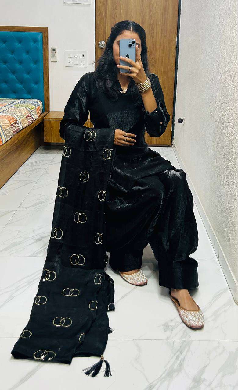 Women's Fendi Silk Solid Muslim Straight Kurti With Pant and Dupatta set